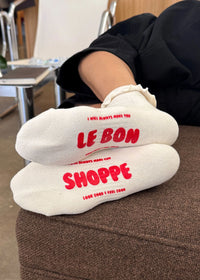 Ruffled Hugger Crew Socks - Vanilla & Red