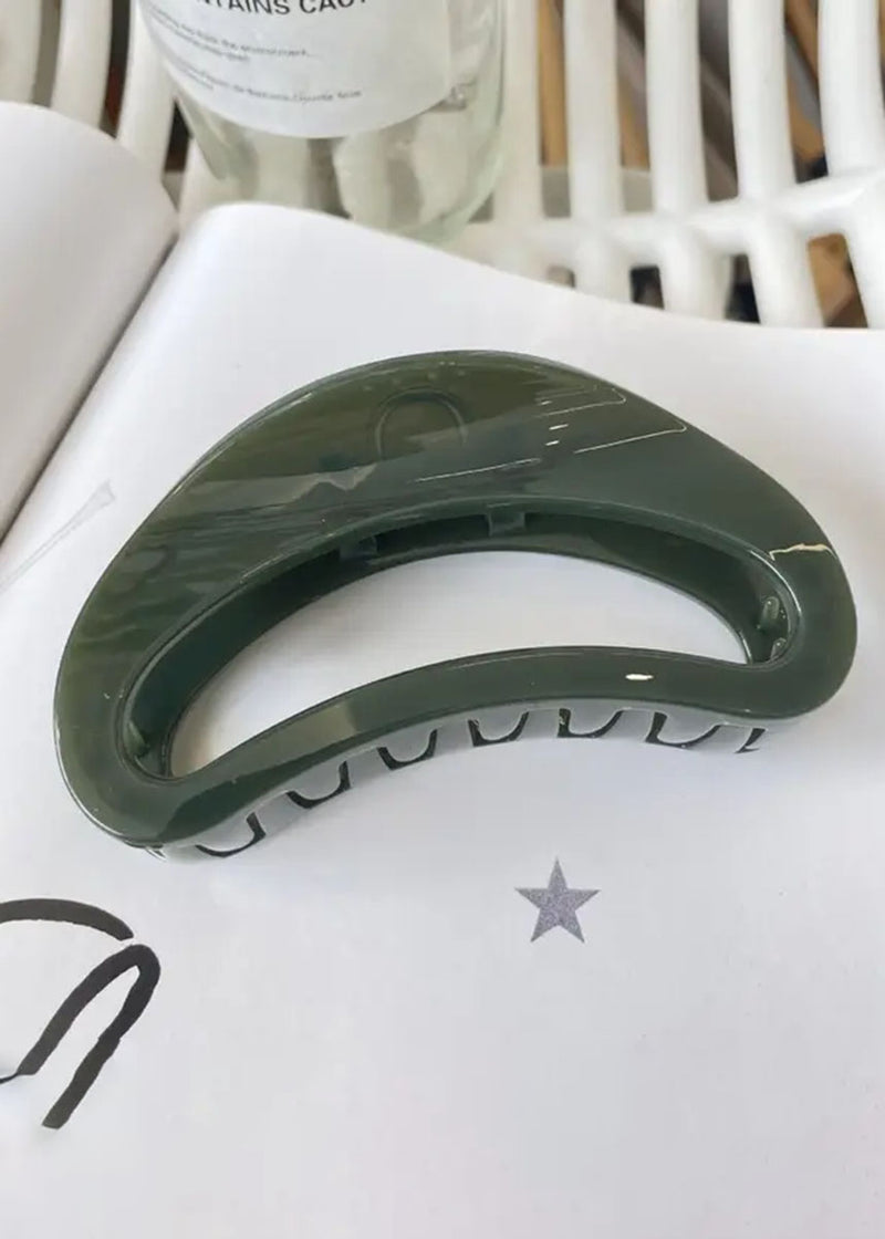 Butterfly Buckle Claw Clip