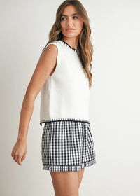 Lochlan Ribbed Sweater Vest - Ivory & Black