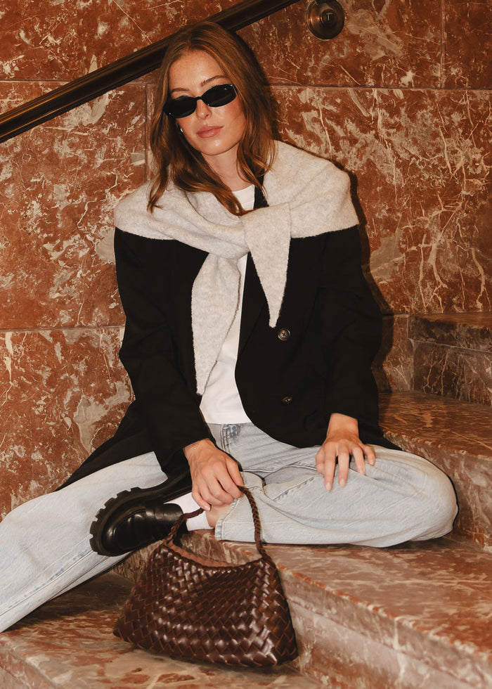 MAD HTR Triangle Scarf - Heather Grey