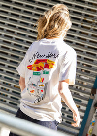 NYC Hot Dog Stand Unisex Tee - Natural