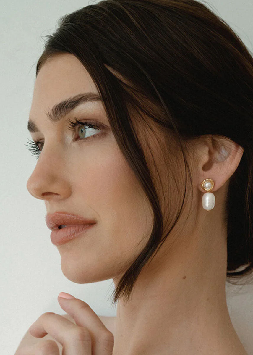 Clara Pearl Earrings