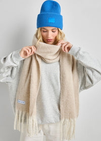 Mad Hatter Oversized Contrast Blanket Scarf - Feather & Ivory