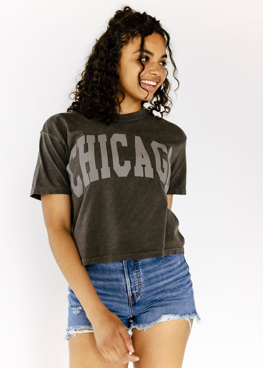 Chicago Collegiate Puff Crop Tee - Pepper