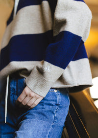 Chi Script Rugby Sweater - Tan & Navy