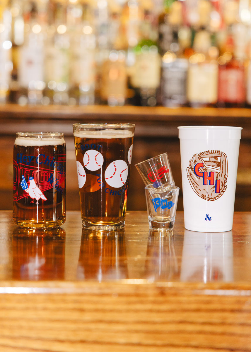 Chi Baseball Mitt Stadium Cup - Red & Blue