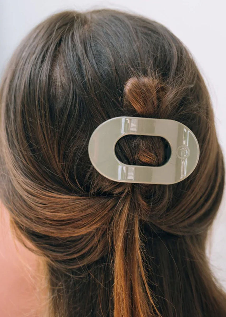 Small Flat Round Clip - Sage It Ain't So