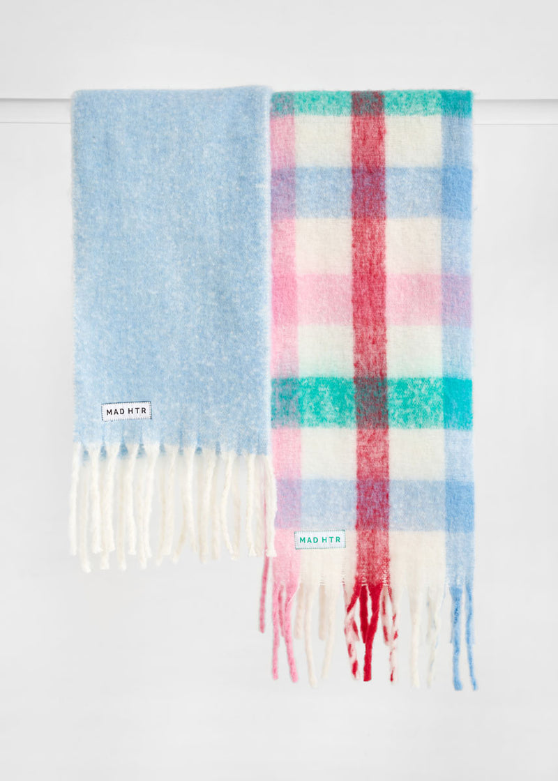 Mad Hatter Oversized Contrast Blanket Scarf - Blue & Ivory
