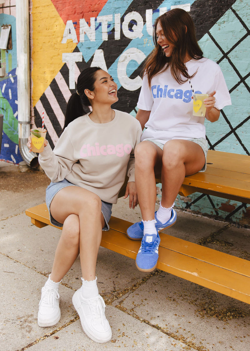 Chicago. Oversized Tee - Cream & Blue