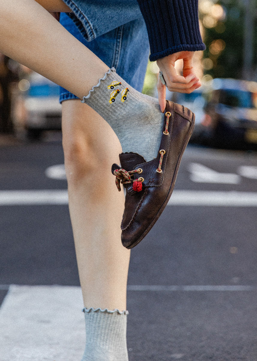 NYC Taxi Icon Ruffle Sock - Grey