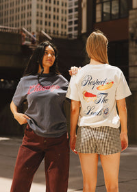 Chicago Script Unisex Tee - Washed Navy