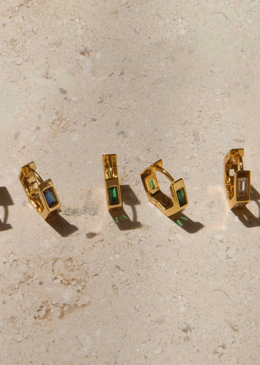 Ari Inlay Hexagon Huggies