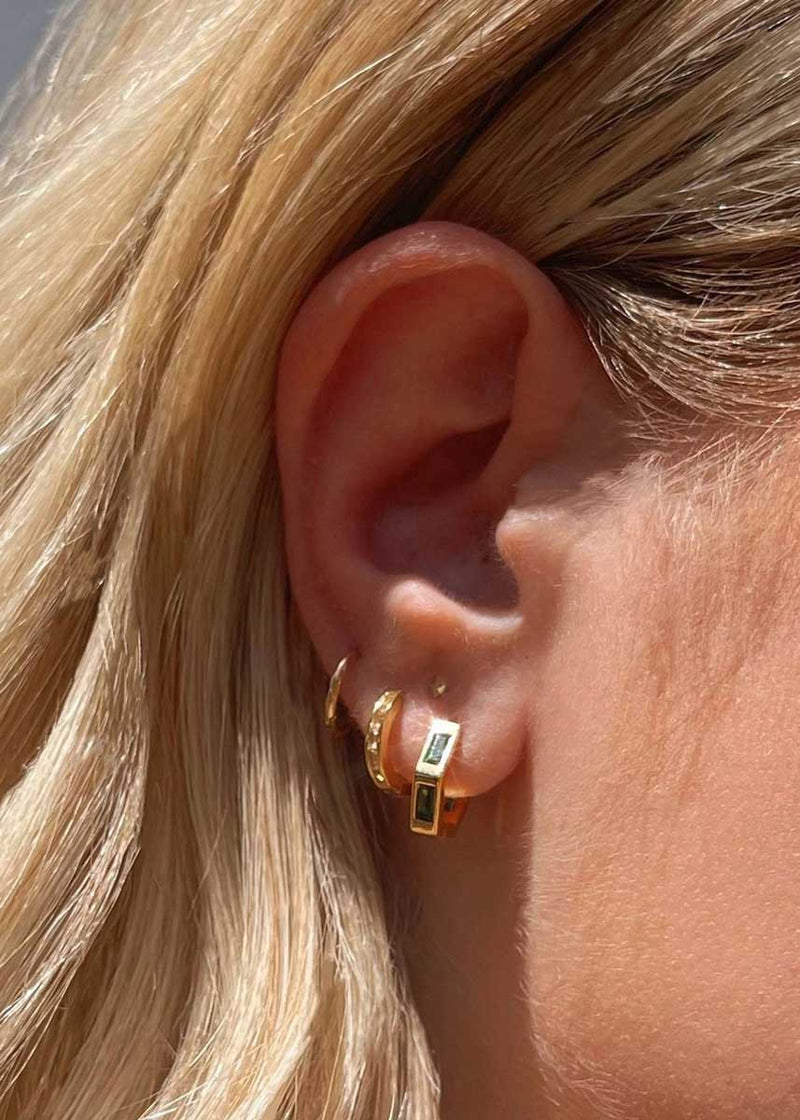 Ari Inlay Hexagon Huggies