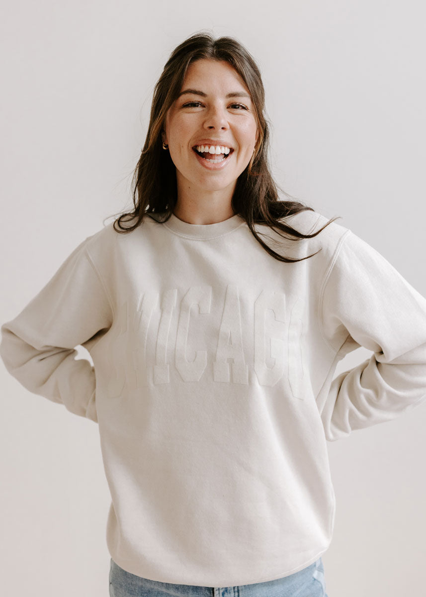 Chicago Collegiate Puff Sweatshirt - Ivory – Alice & Wonder